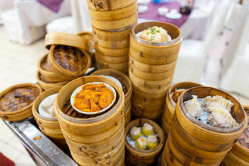 Group dim sum in dim sum basket on the cart
