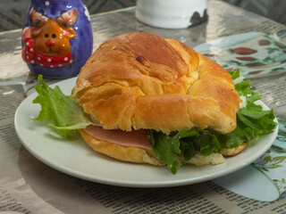 ham and cheese croissant