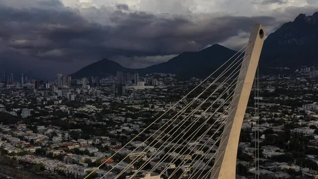 Puente Atirantado. Monterrey, M&eacute;xico
