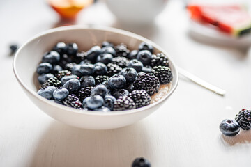 summer fruit breakfast bowl porridge healthy breakfast diet food 