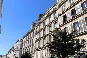 Beaux-Arts-Architektur, Historische Fassaden der Jahrhundertwende in Paris im 9e Arrondissement