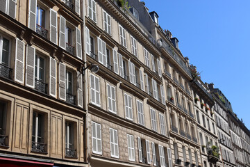 Beaux-Arts-Architektur, Historische Fassaden der Jahrhundertwende in Paris im 9e Arrondissement