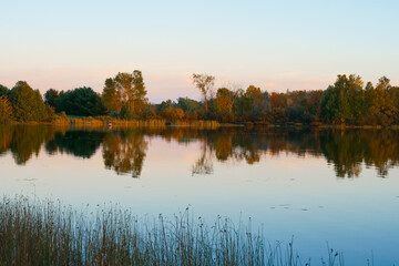 Obraz premium Beautiful Williamstown lake at sunset Lakeville New Brunswick Canada