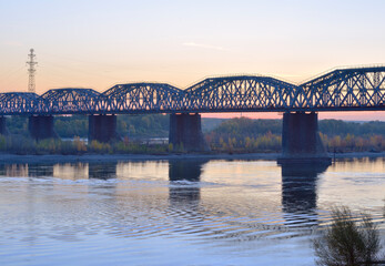A quiet morning at the railway bridge