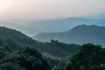 Continuous mountain natural scenery