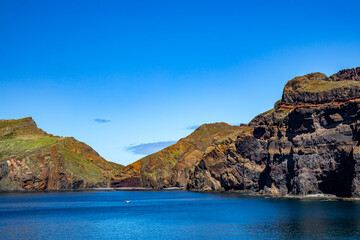 Fototapeta premium Vereda da Ponta de São Lourenço hiking trail, Madeira 