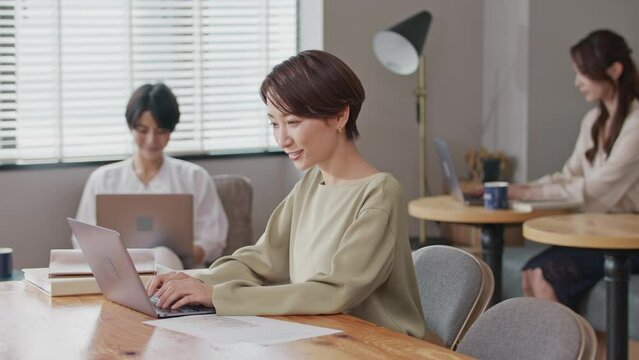 ビジネス・女性