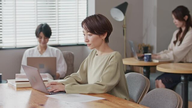 ビジネス・女性