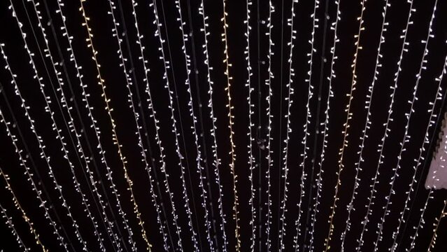 Luces de navidad en la calle