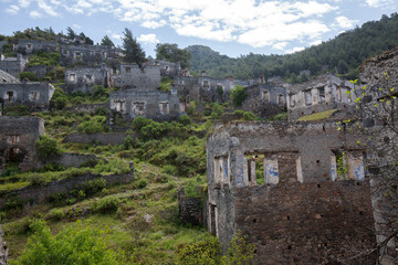 Fototapeta na wymiar Kayakoy Town in Fethiye, Turky, It's a Turkish ghost town abandoned in a population exchange with Greece