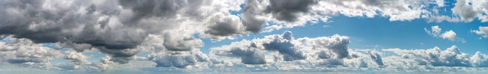 Obraz premium Fantastic soft thunderclouds, sky panorama