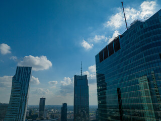 wieżowce, drapacze chmur, budynki biznesowe w centrum miasta, warszawa © Arkadiusz