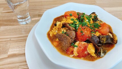 牛肉とトマトの玉子炒め