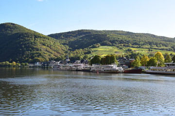 Briedern an der Mosel im Herbst