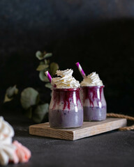 vanilla cream with chocolate