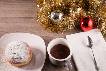 Obraz na płótnie Canvas chocolate cookies and christmas decorations