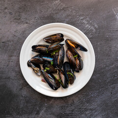 Plate of Steamed Mussels with Garlic