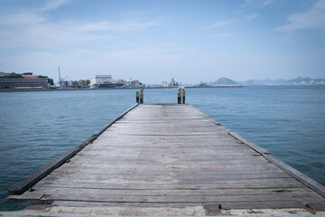 Obraz premium Pier in Guanabara Bay near Praça XV.