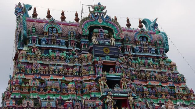 Tirunelveli Nellaiappar Indian Temple dedicated to the Hindu deity Shiva are found in the ancient texts of the Puranas. Dravidian vintage architecture in Tamilnadu India 4k video footage.