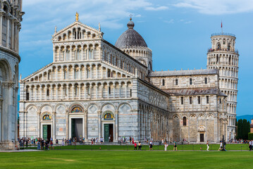 Obraz premium Pisa´s cathedral and leaning tower at miracles square