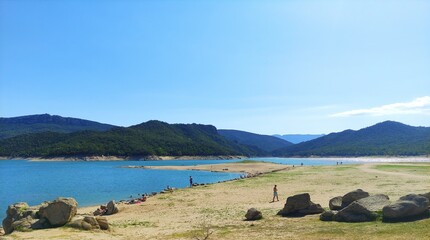 Lac en catalogne espagnole 