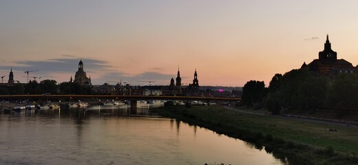 Naklejka premium Dresden bei Sonnenuntergang