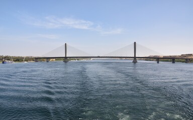 Most na rzece Nil  - obrazy, fototapety, plakaty
