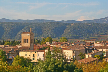 Fototapeta na wymiar Aniane village Hérault Occitanie tourisme Languedoc 