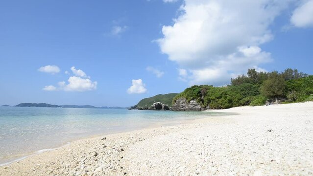 ヒジュイシビーチ　渡嘉敷島　慶良間　沖縄　砂浜