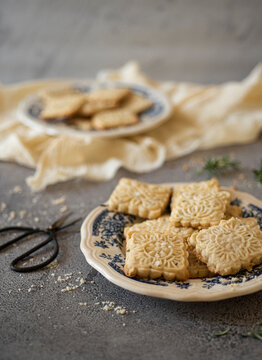 Rosemary Shortbread Cookies