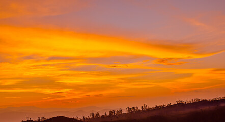 Fototapeta premium sunset in the mountains