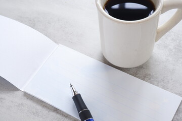 コーヒーを飲みながら手紙を書こう