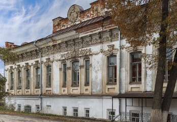 Fototapeta na wymiar The old mansion of the merchant Gribushin (Kungur, Ural, Russia).