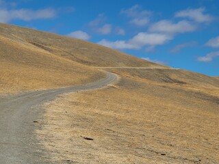 Hiking trail with views of San Ramon Valley in Northern California