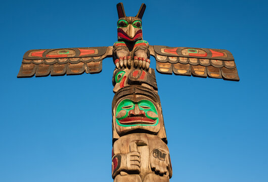 Totem pole in Duncan's tourism slogan is The City of Totems. Canadian Aboriginal Totem Poles in the Town of Duncan