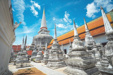 Fototapeta na wymiar The famous temple Wat Phra Mahathat Woramahawiha Nakhon Si Thammarat, Thailand.