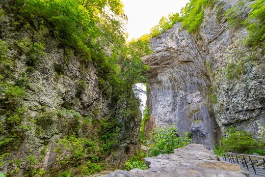 Beautiful shot of the Natural Bridge State Park on a sunny day, Virginia, United States