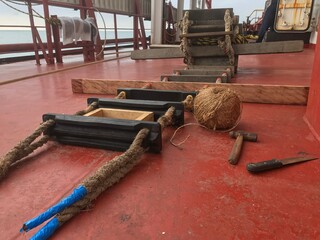 Repair pilot ladder  © Vladimir