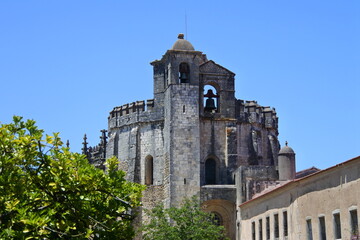 Fototapeta na wymiar Glockenturm im Convento de Cristo in Tomar