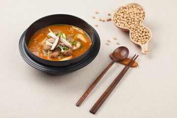brisket doenjang jjigae, doenjang jjigae, doenjang jjigae, doenjang jjigae, doenjang, beef, tofu, vegetables, vegetables, Korean food, food, food, ingredients,차돌된장찌개,  된장찌개 ,차돌박이, 찌개 ,된장 ,소고기, 두부 ,야채,