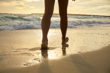 caminando, caminar, arena, atardecer, playa, mar