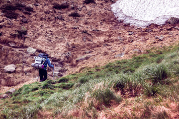 Naklejka premium ascent of a tourist