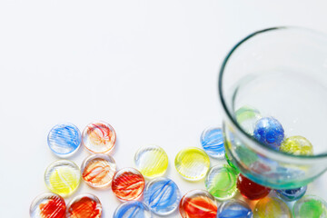 おはじきとグラス