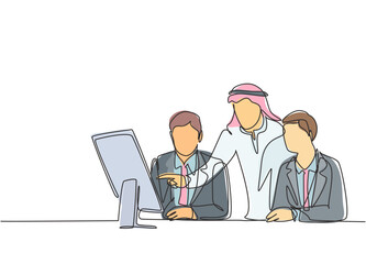 Single continuous line drawing of young muslim businessman watching business presentation from his partners. Arab middle east cloth shmagh, thawb, robe. One line draw design vector illustration