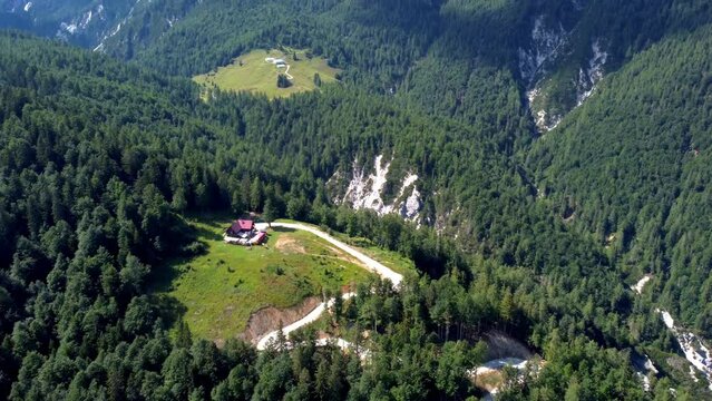 Val Saisera and Val Dogna. At the foot of Montasio.
