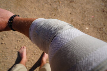 Elbow support brace for tendonitis and joint pain.
