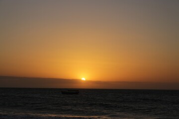 por do sol no litoral