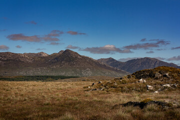 Obraz premium Beautiful natural scenery in the touristic region of Connemara, County Galway in Ireland