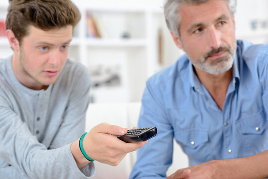 his son is changing tv program