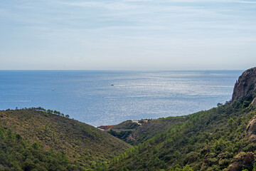 Landschaft im Estérel-Gebirge an der Côte d'Azur